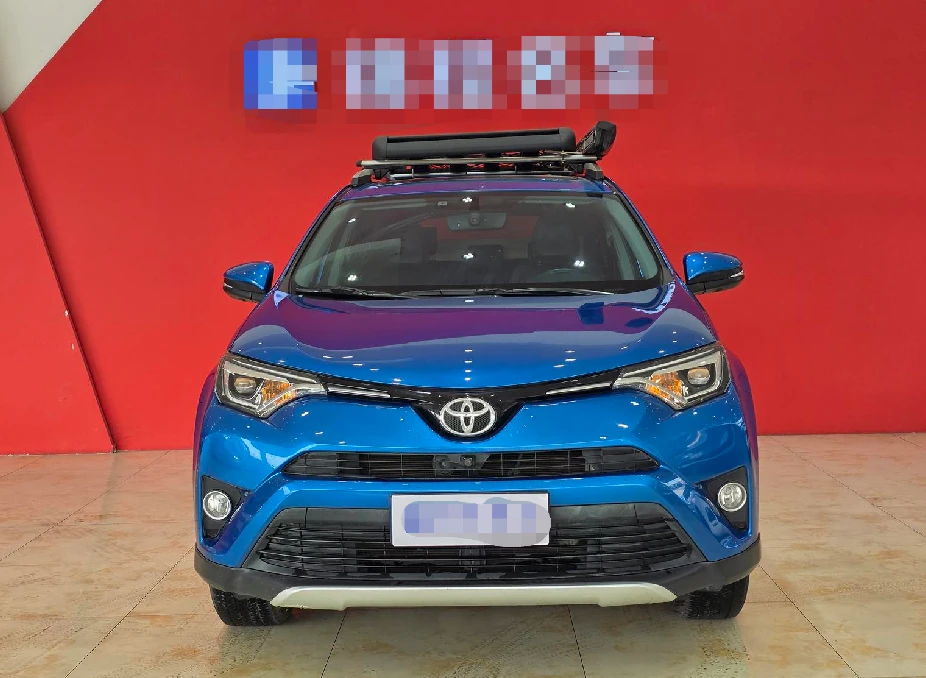 Toyota RAV4 4WD - exterior