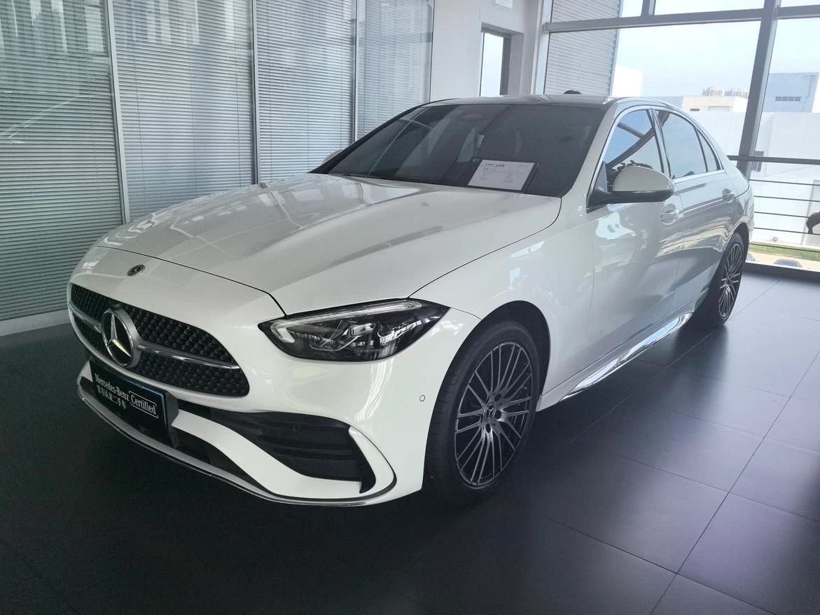 Mercedes-Benz C-Class C260 L Sport