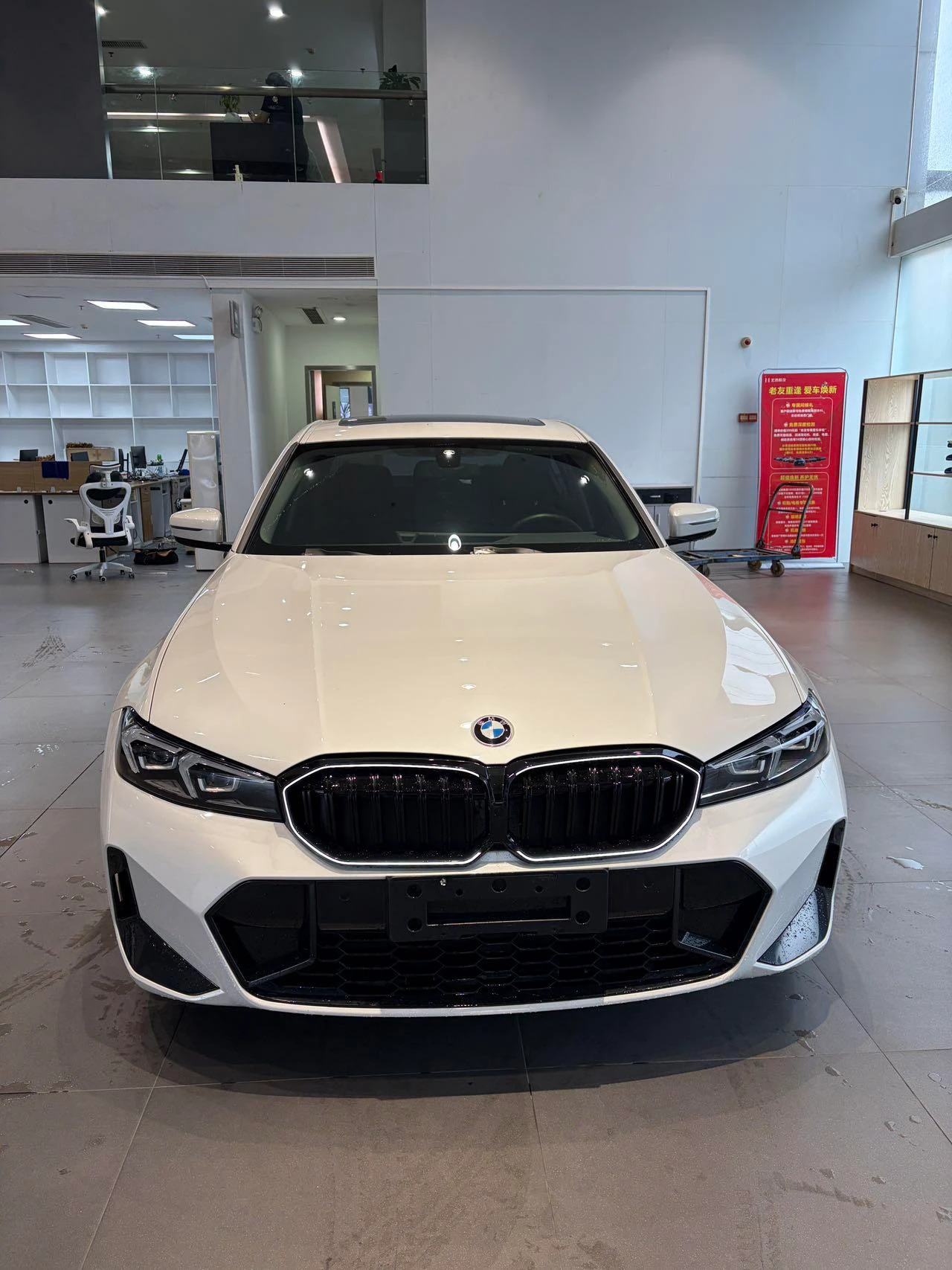 BMW 3 Series 320Li M Sport Package - exterior