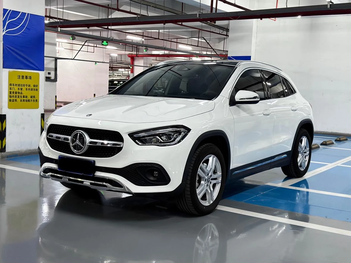 Mercedes-Benz GLA-Class  200