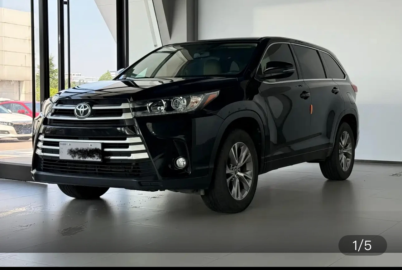 Toyota Highlander 2WD Elite Edition