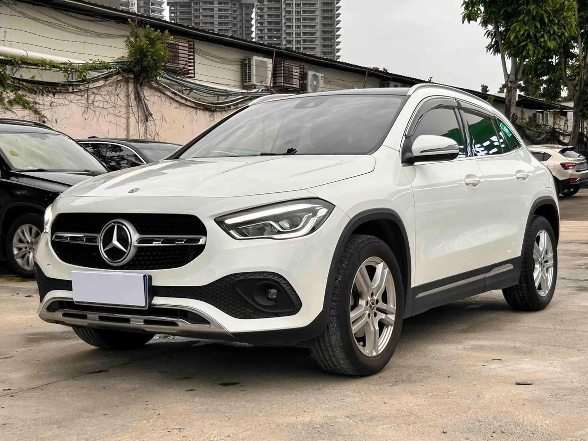 Mercedes-Benz GLA-Class GLA200