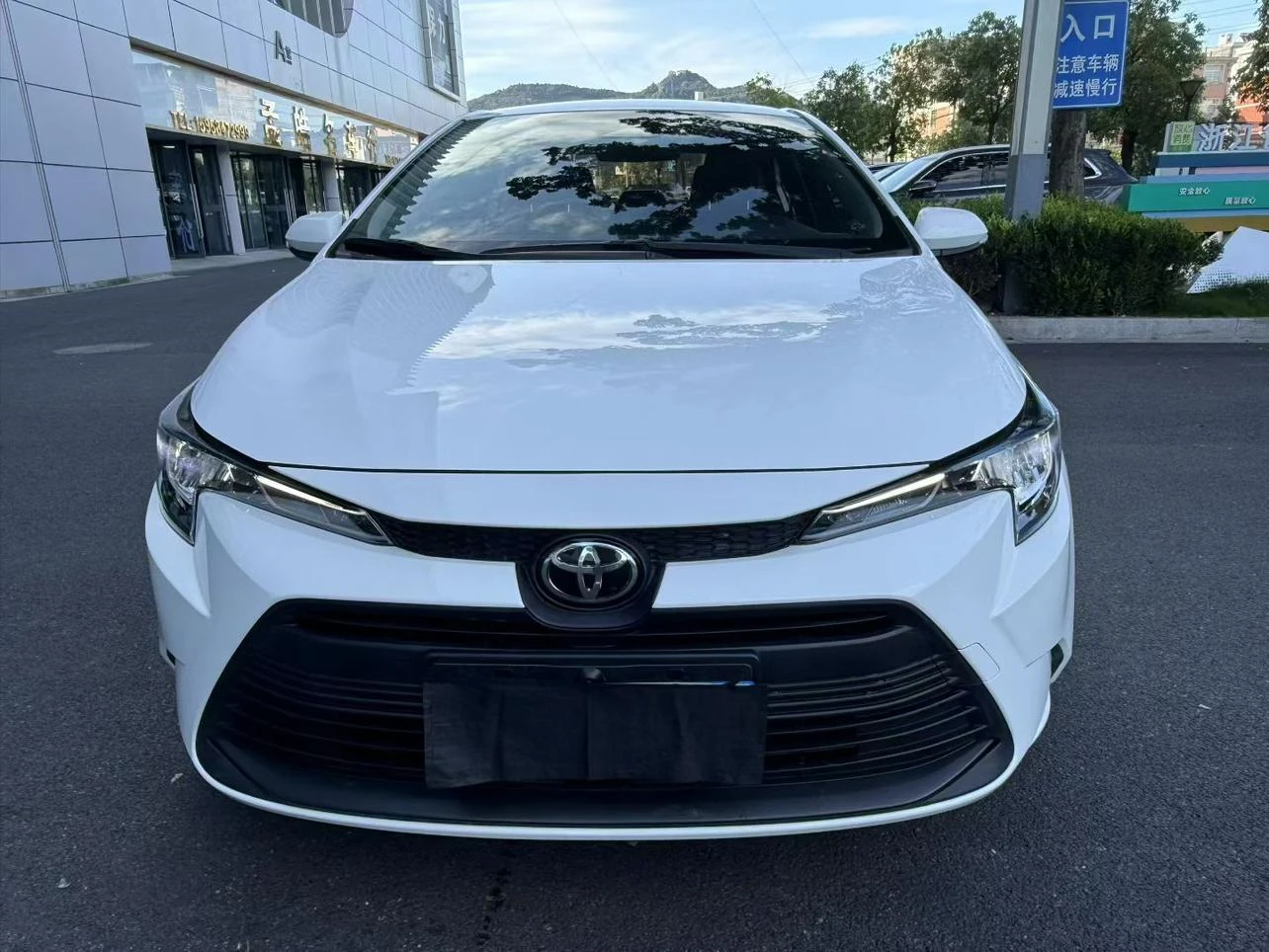 Toyota Levin Hybrid 1.8L Leading Edition - exterior