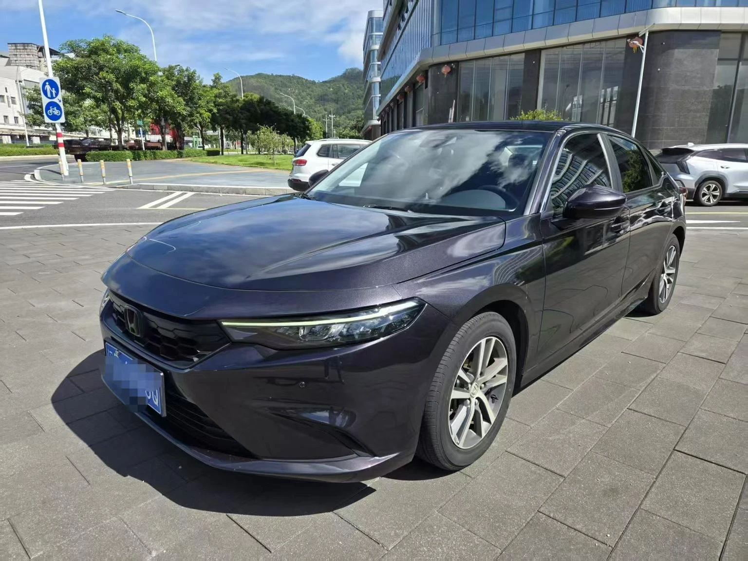 Honda Integra 240TURBO CVT Technology Edition