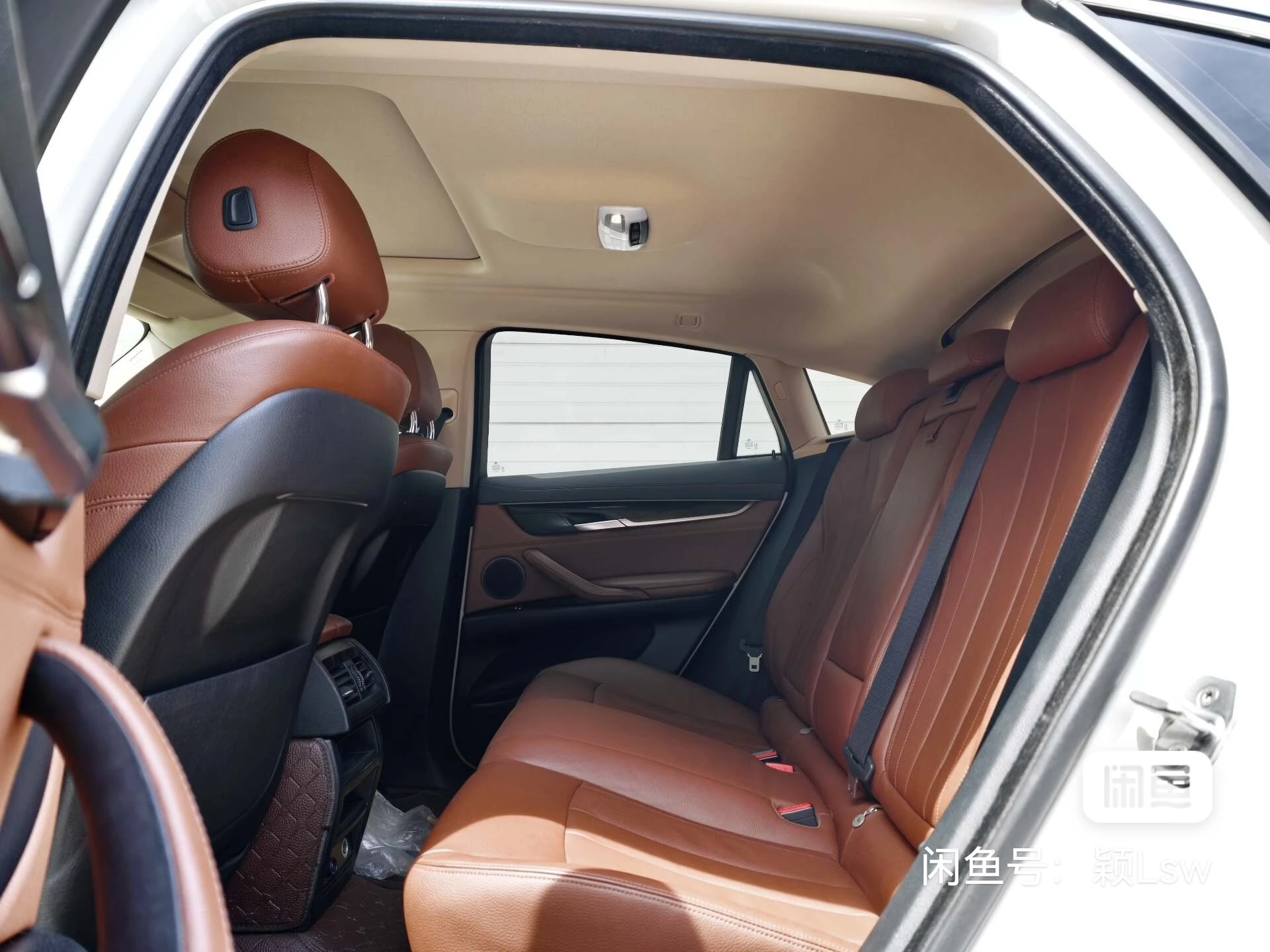 BMW X6 - interior