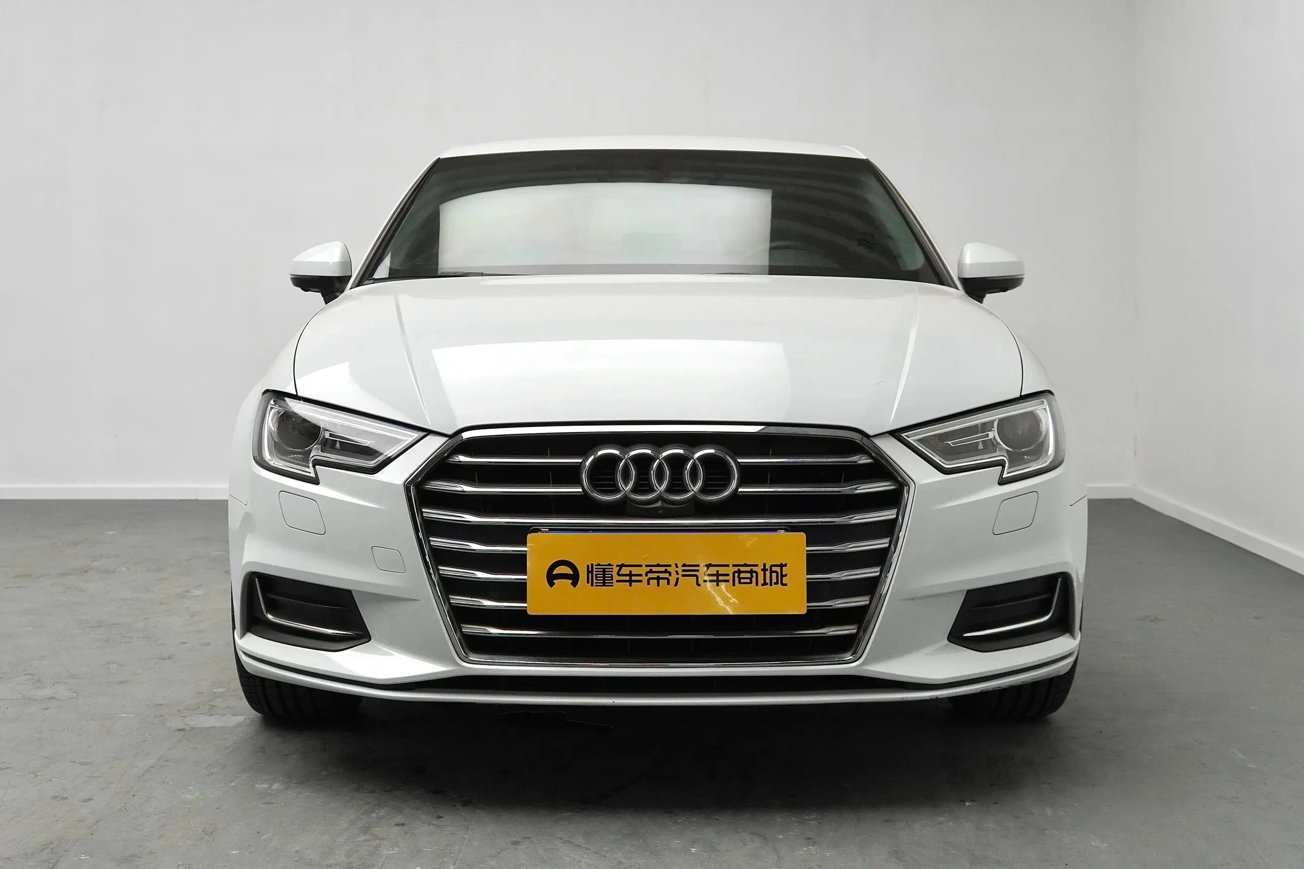 Audi A3 35 TFSI Progressive - exterior