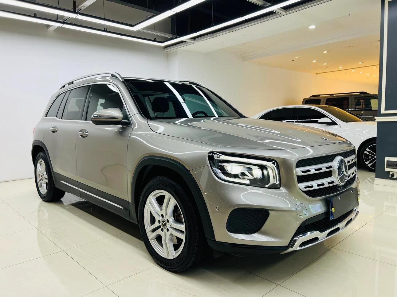 Mercedes-Benz GLB Class GLB220