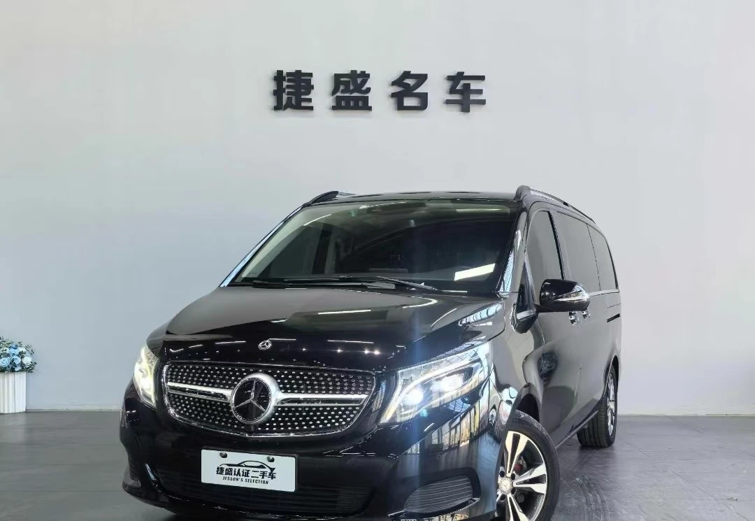 Mercedes-Benz V260
