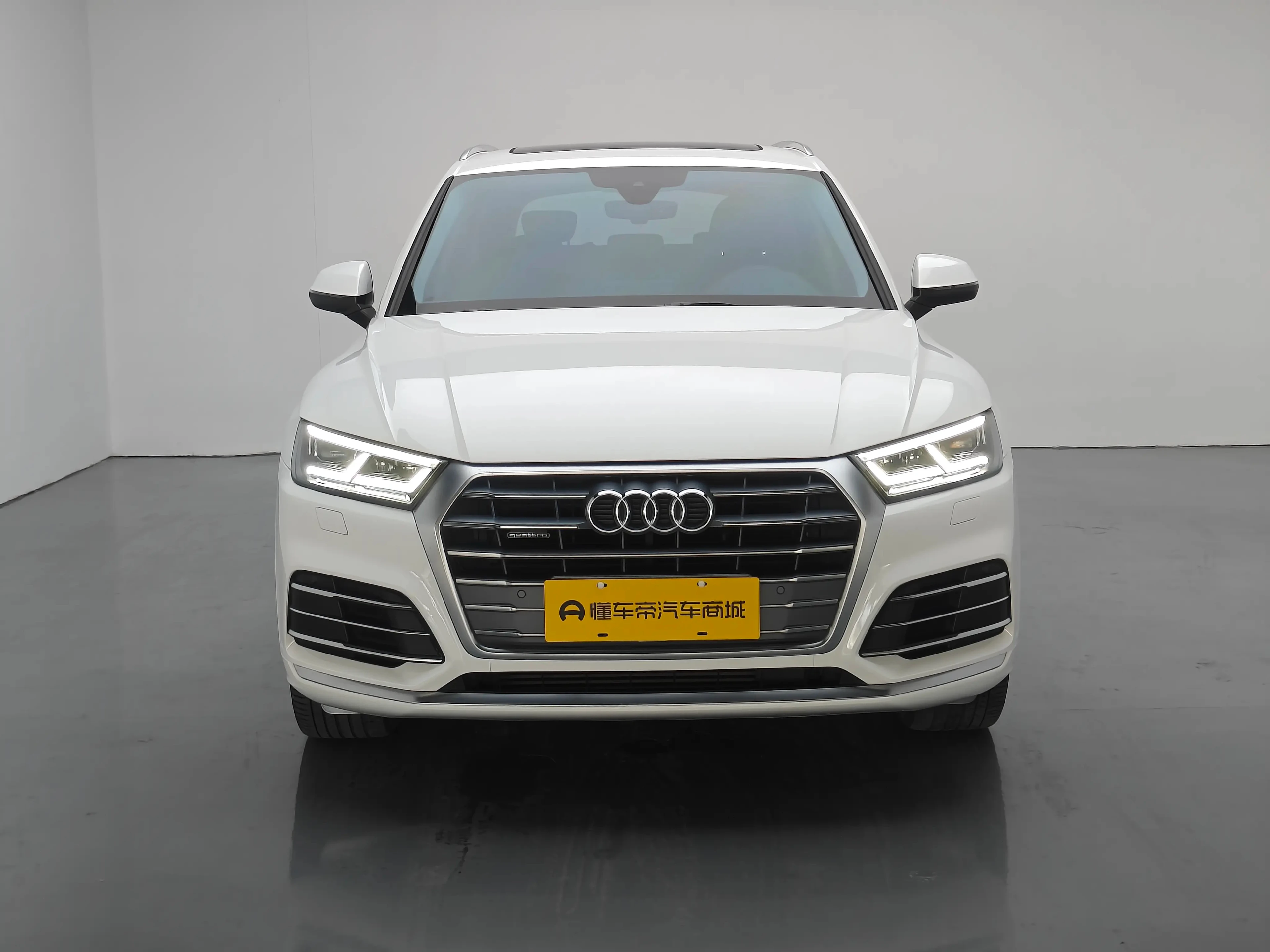 Audi Q5L 40TFSI Fashion Model - exterior