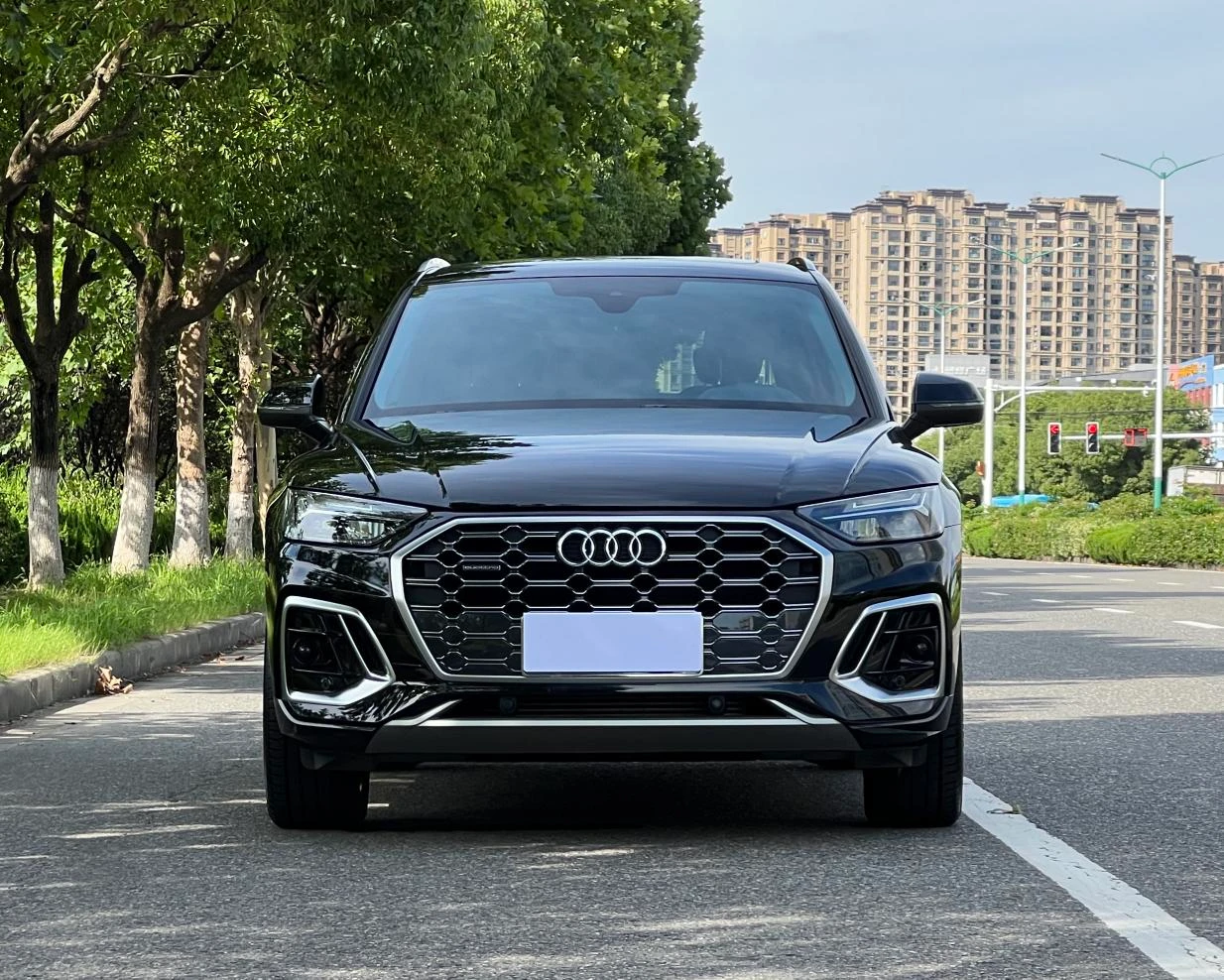 Audi Q5L 40T Fashion Dynamic - exterior