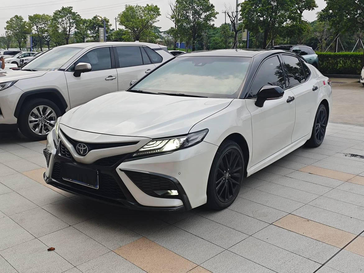 Toyota Camry  2.0S 