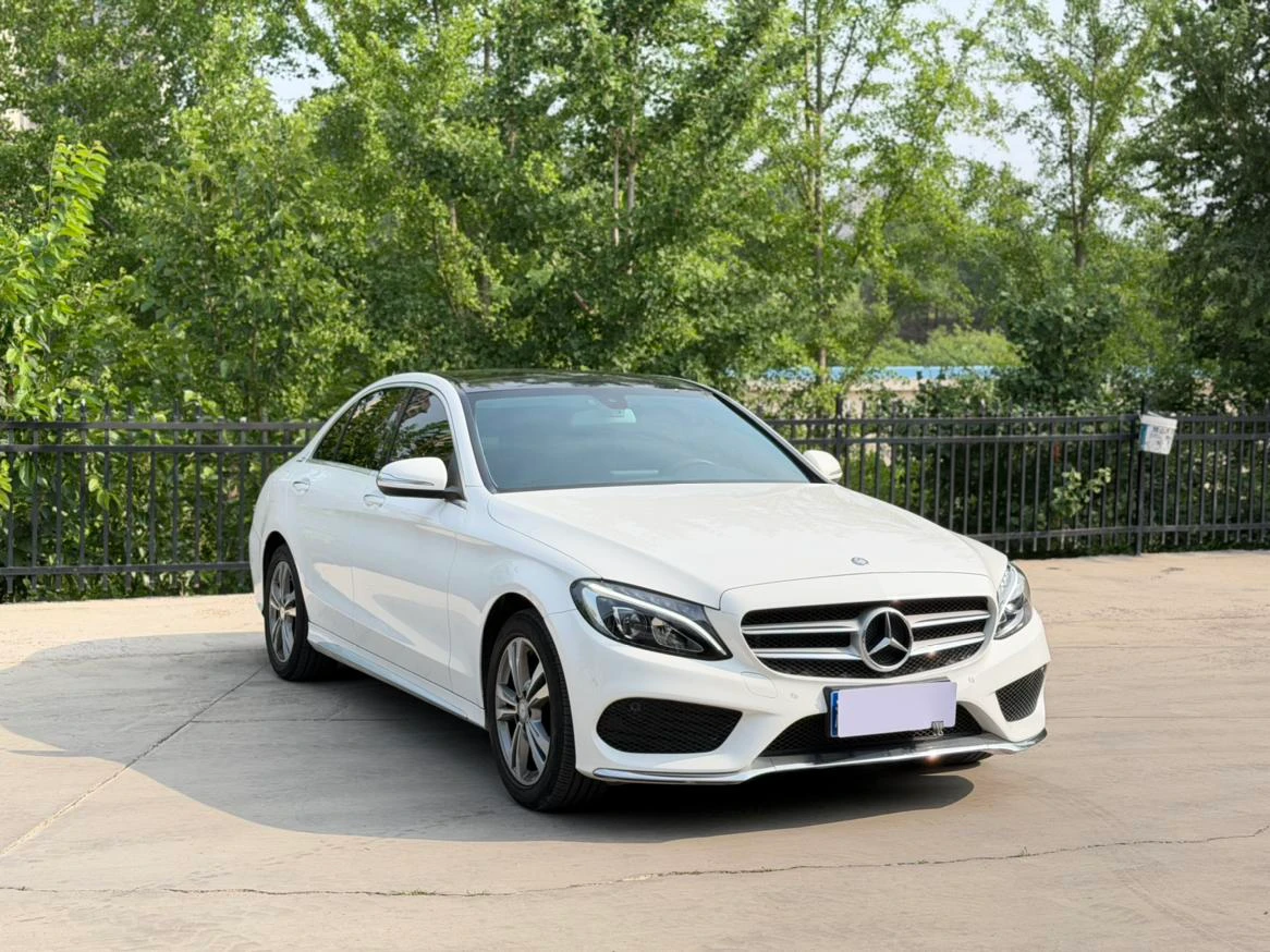 Mercedes-Benz C 200 L Sport - exterior