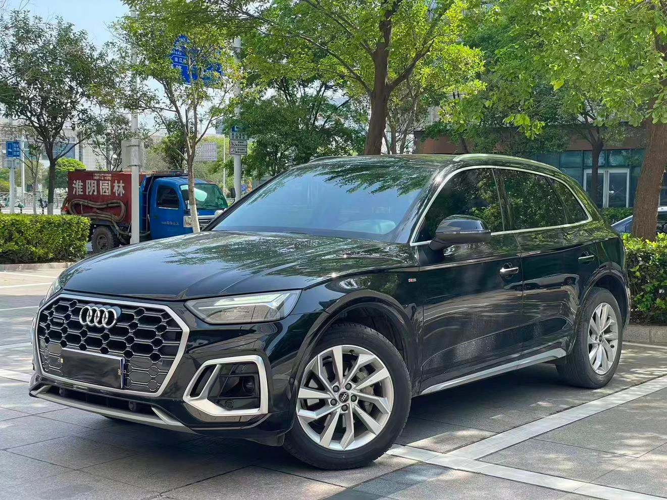 Audi Q5L 40 TFSI