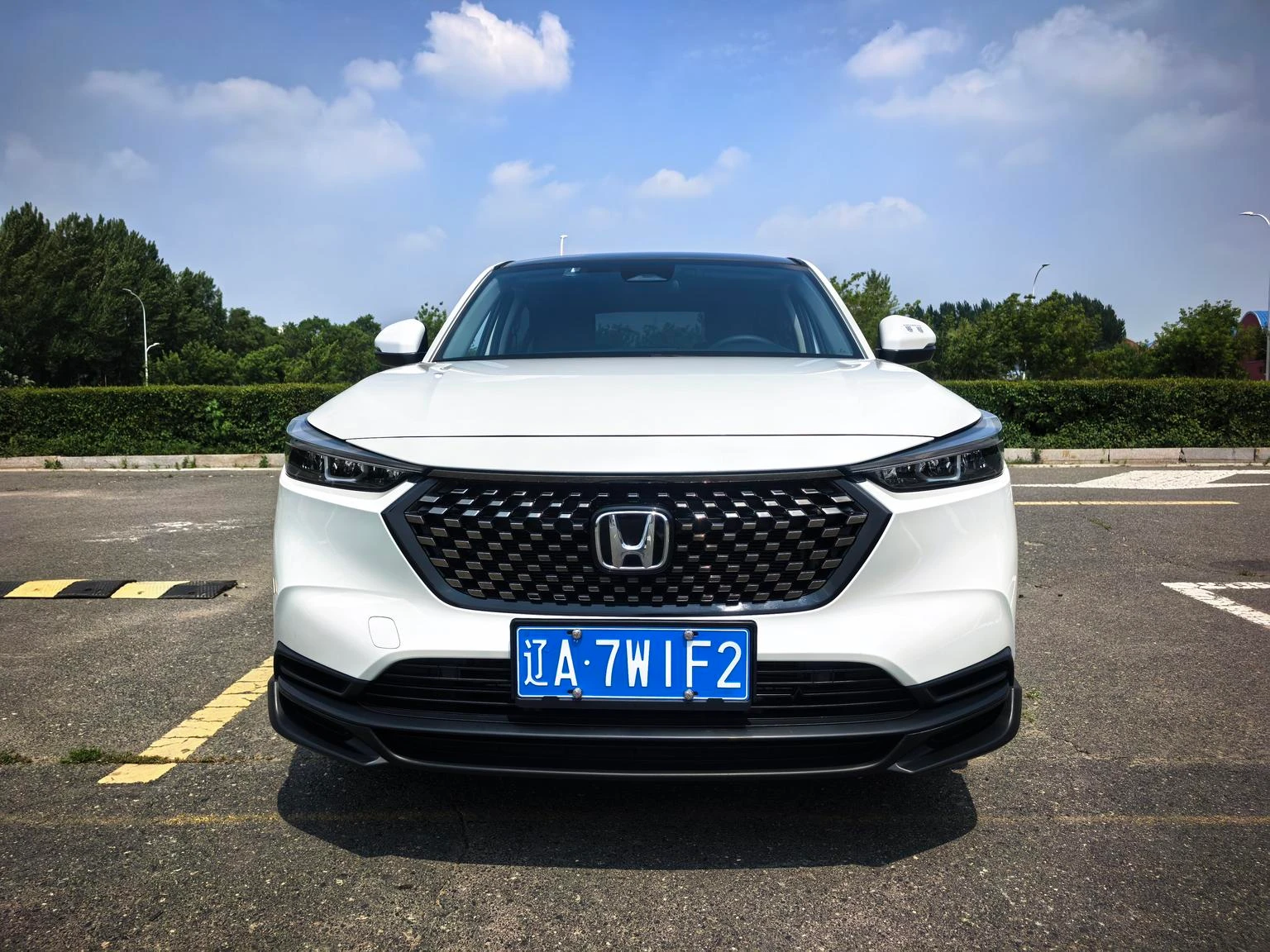 Honda XR-V Facelift 1.5L CVT Hot Trend Edition - exterior