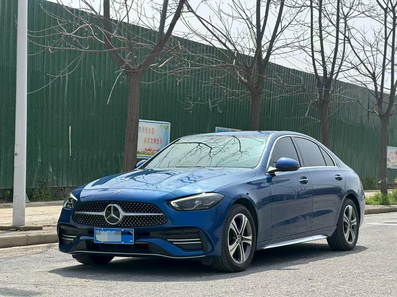 Mercedes-Benz C-Class  200 L Sport