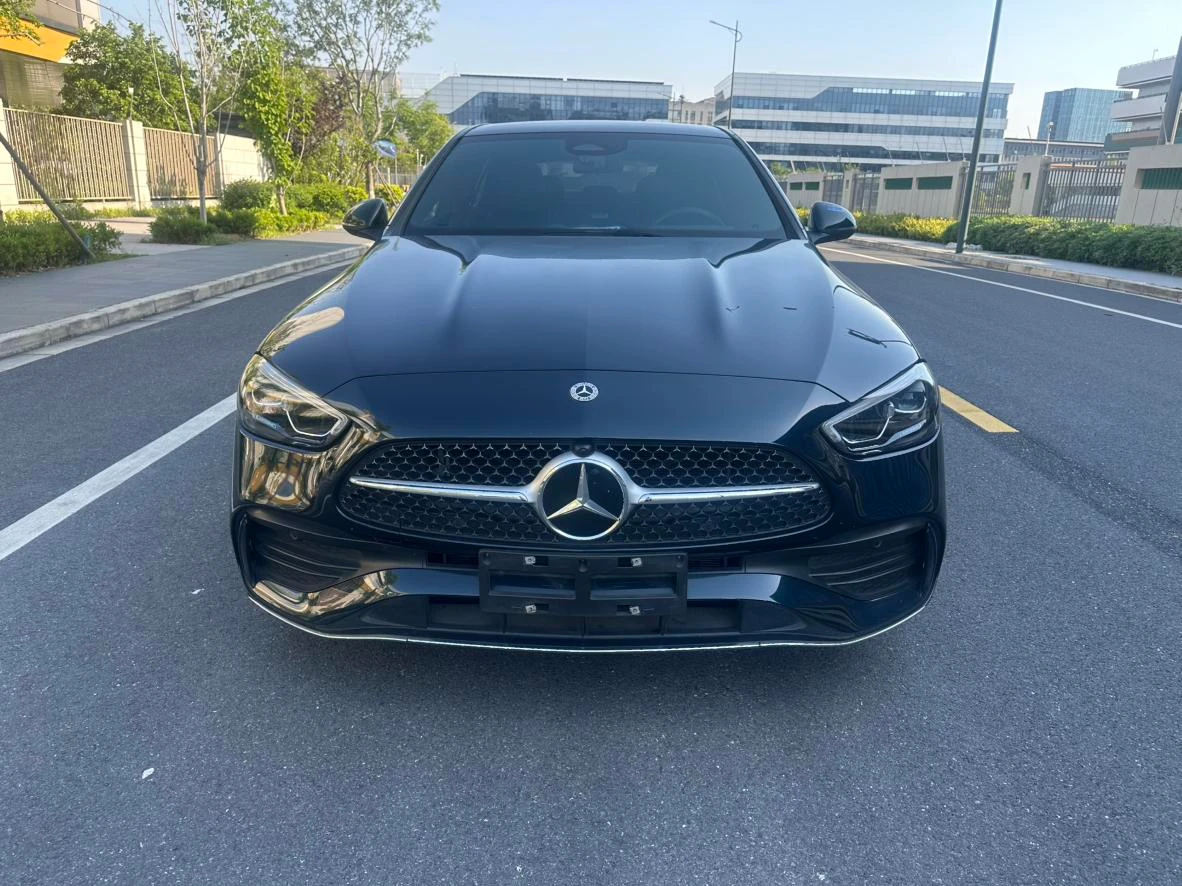 Mercedes-Benz C-Class  260 L Sport Edition