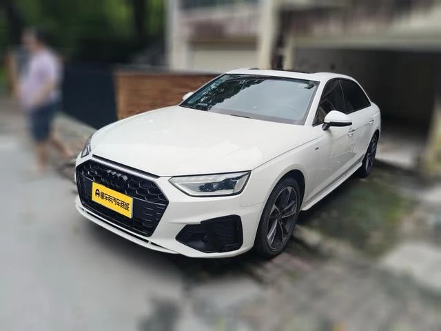 Audi A4L 40 TFSI Fashion Dynamic