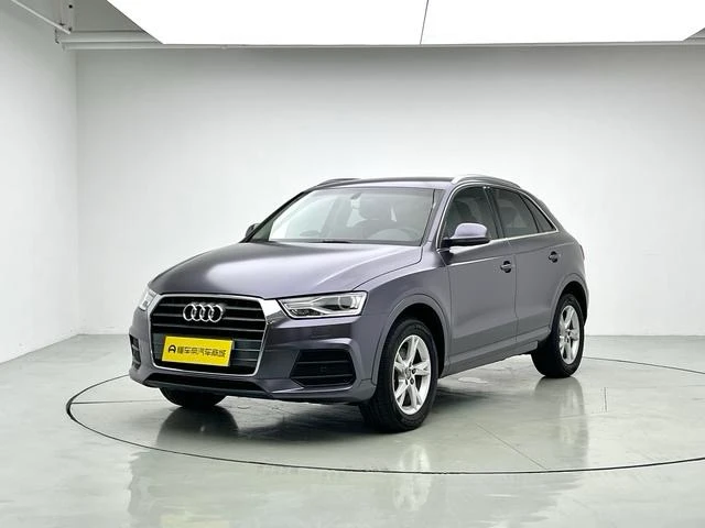 Audi Q3 30TFSI Fashion Line