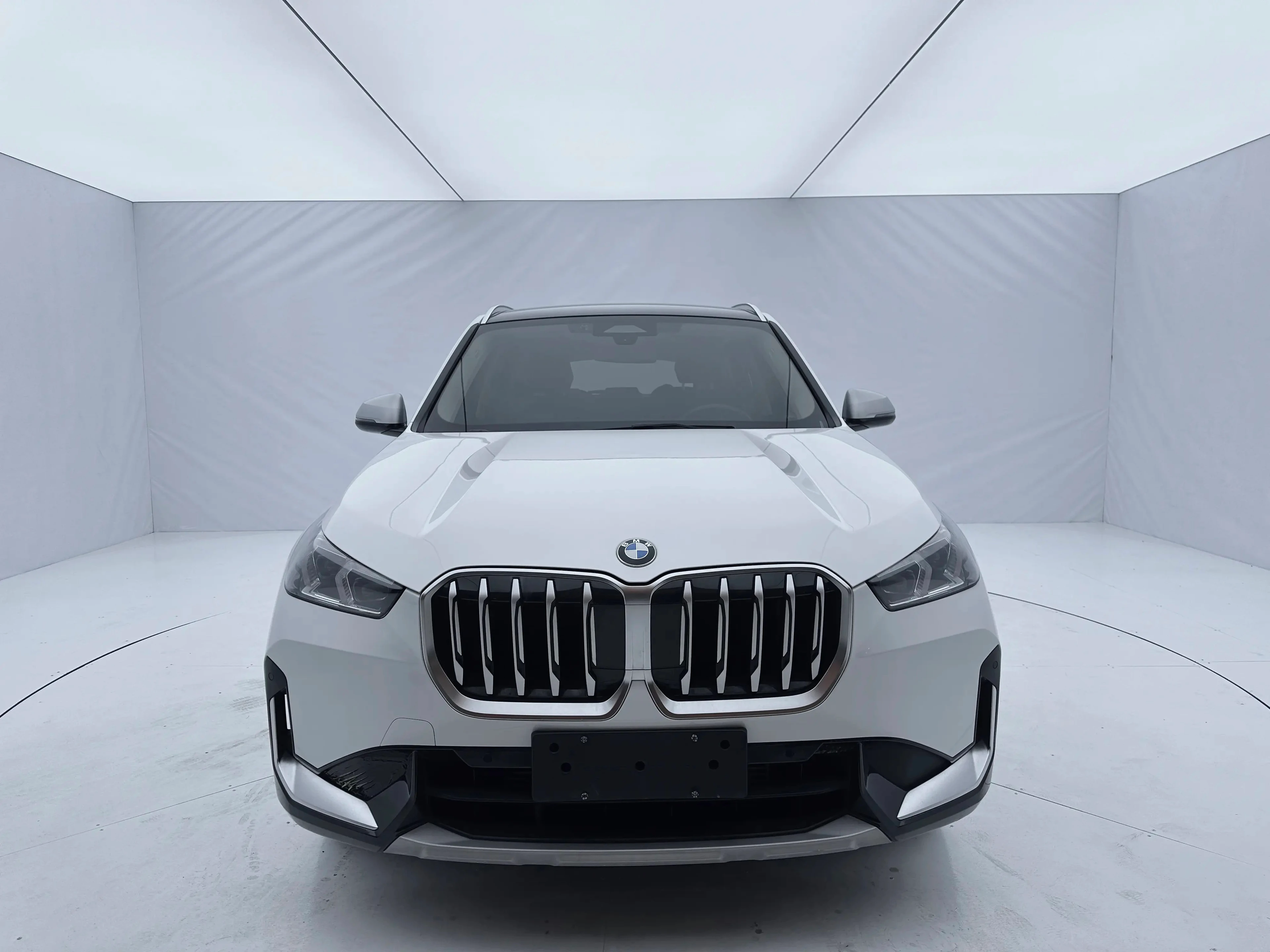 BMW X1 20Li xDesign Package - exterior