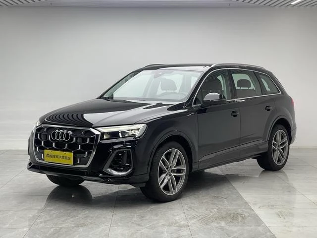 Audi Q7 55 TFSI Sport Trim