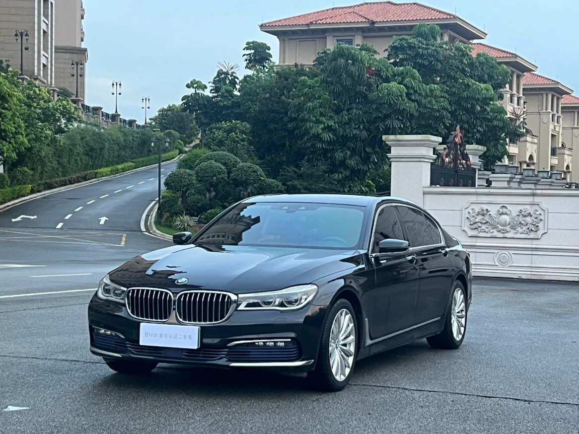 BMW 7 Series 740Li 
