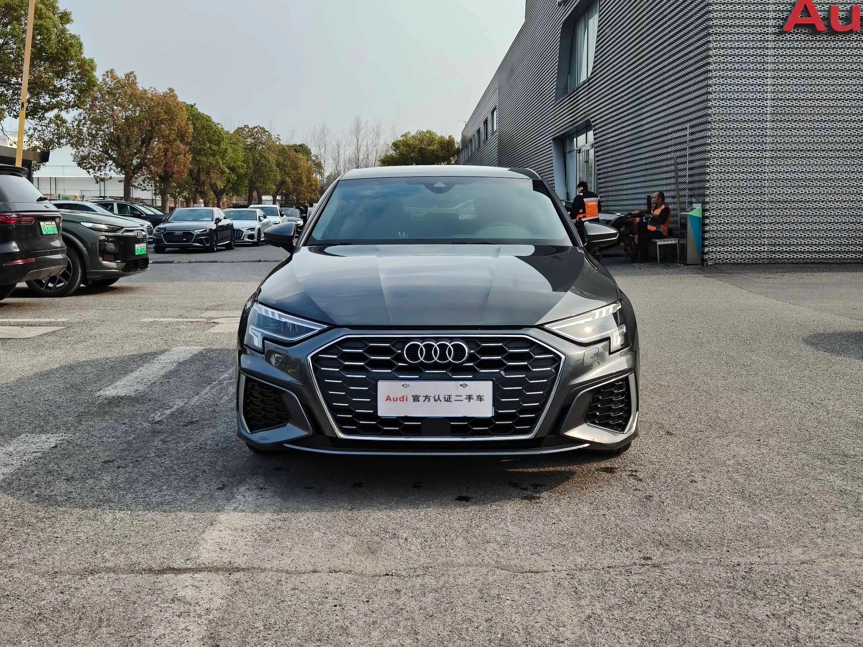 Audi A3 35 TFSI Progressive Fashion Trim - exterior