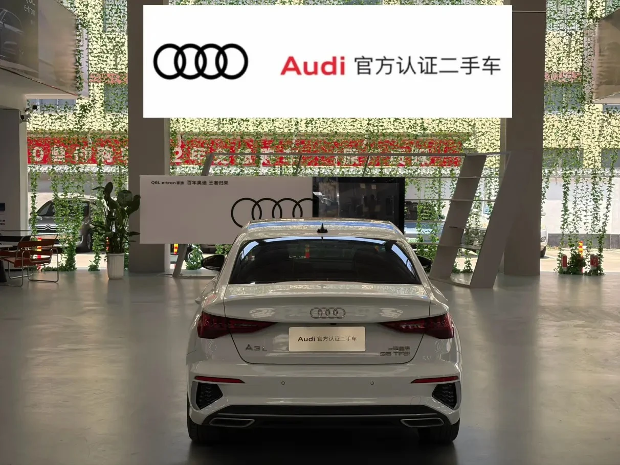 Audi A3 35 TFSI Fashion Sport Trim - exterior