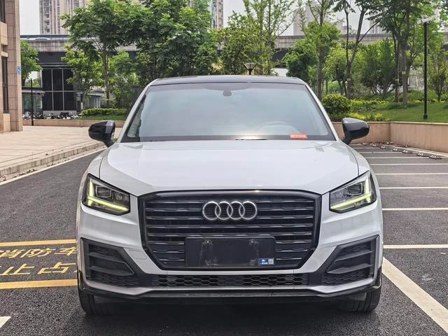 Audi Q2L 35TFSI Progressive Dynamic