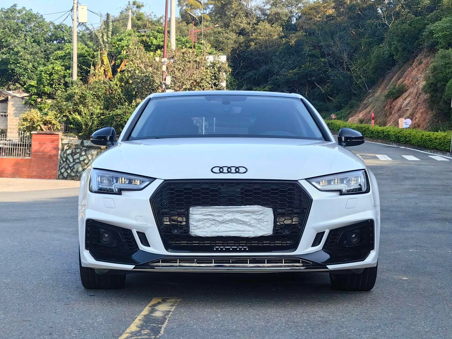 Audi A4L 40 TFSI Fashion Edition - exterior