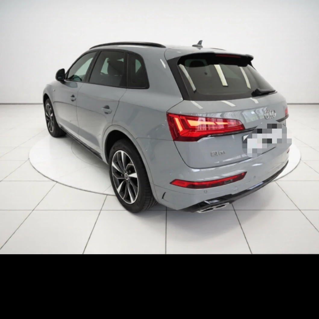 Audi Q5L Luxury Dynamic 40 - exterior