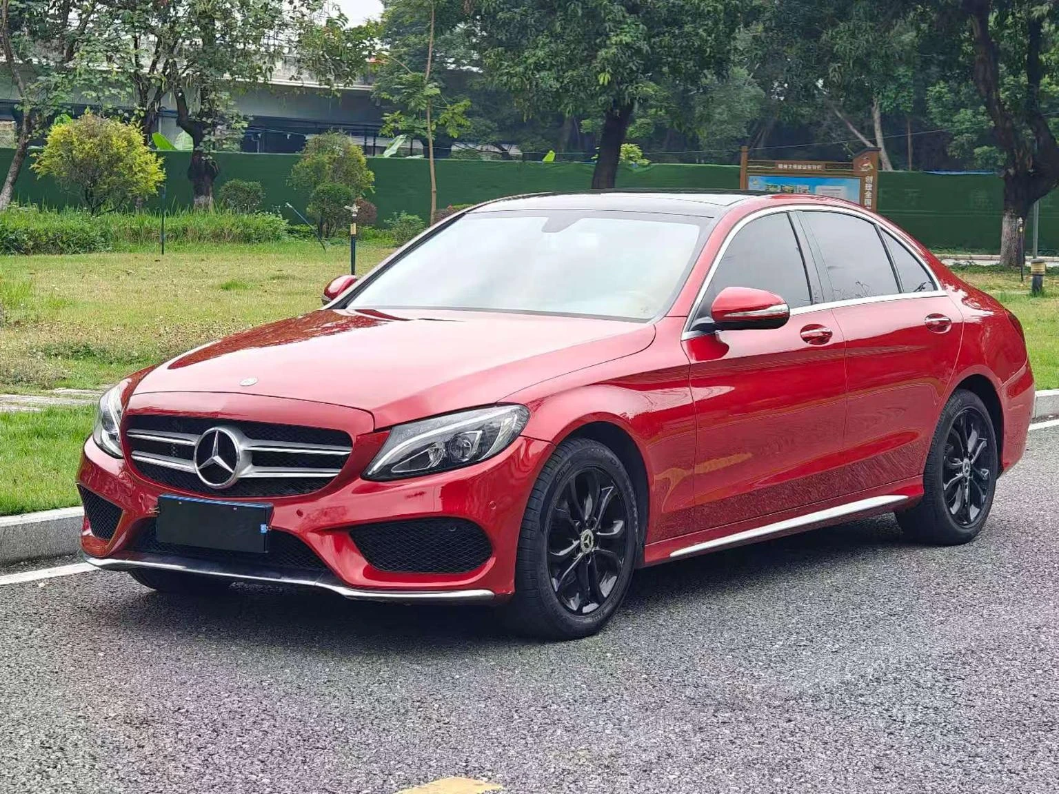 Mercedes-Benz  C 200 L Sport
