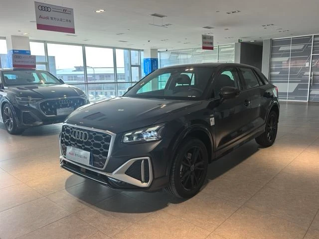 Audi Q2L 35TFSI Progressive Dynamic