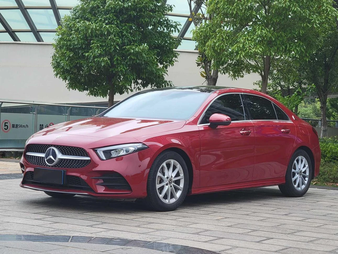 Mercedes-Benz A-Class A200L Sport Edition - exterior