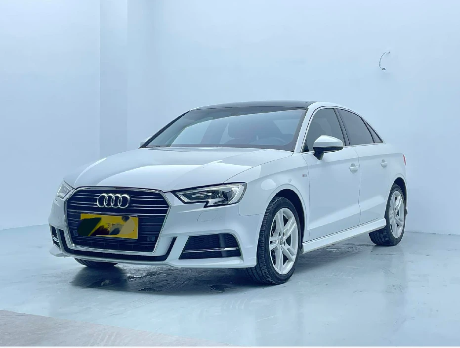 Audi A3 Limousine 35 TFSI 30th Anniversary Edition 