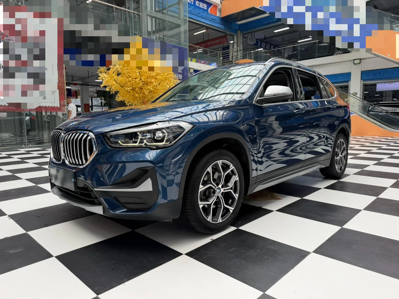 BMW X1 sDrive20Li Fashion - exterior