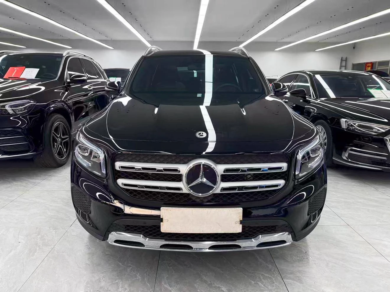 Mercedes-Benz GLB-Class GLB200 Facelift Stylish Edition - exterior