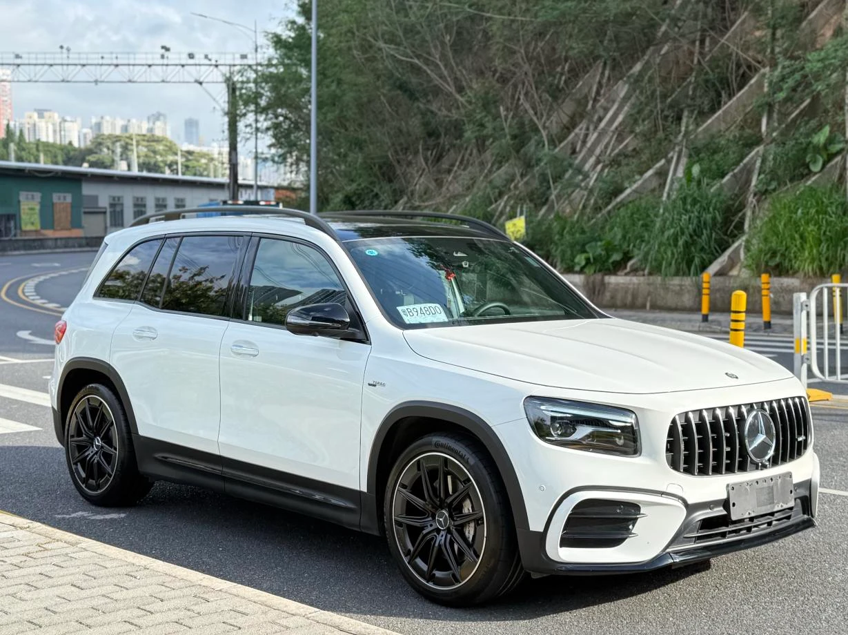 Mercedes-Benz GLB-Class GLB35 AMG 4MATIC - exterior