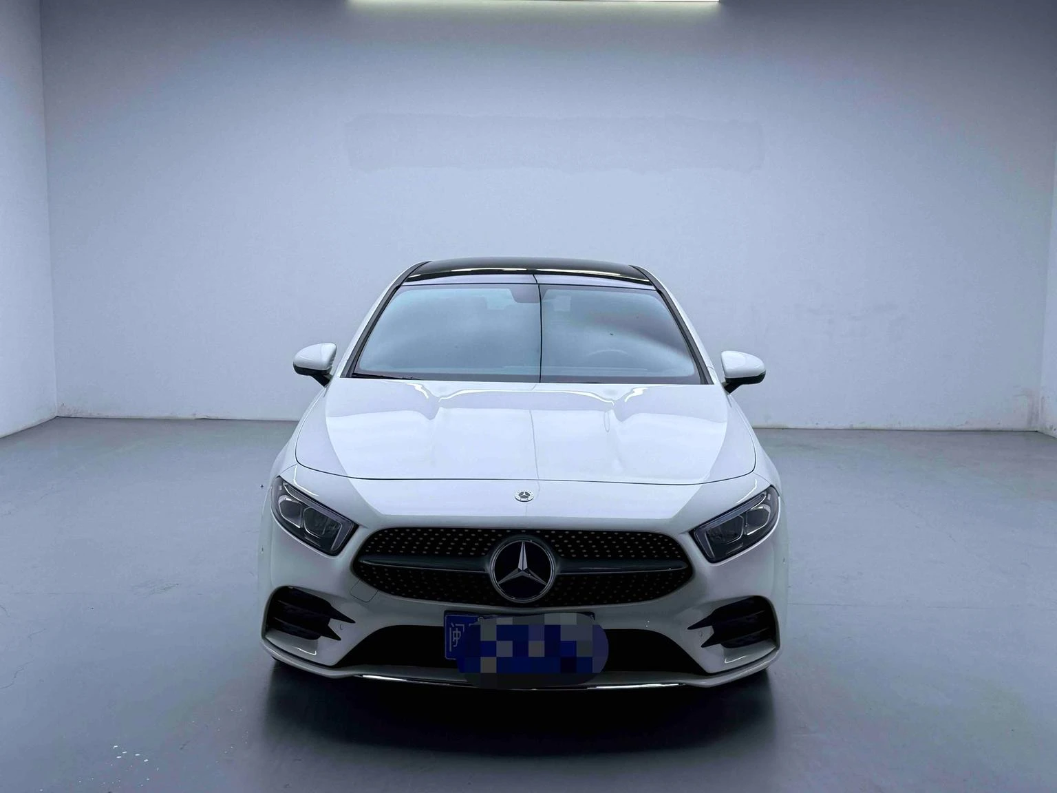 Mercedes-Benz A-Class A200 L Facelift Sport - exterior