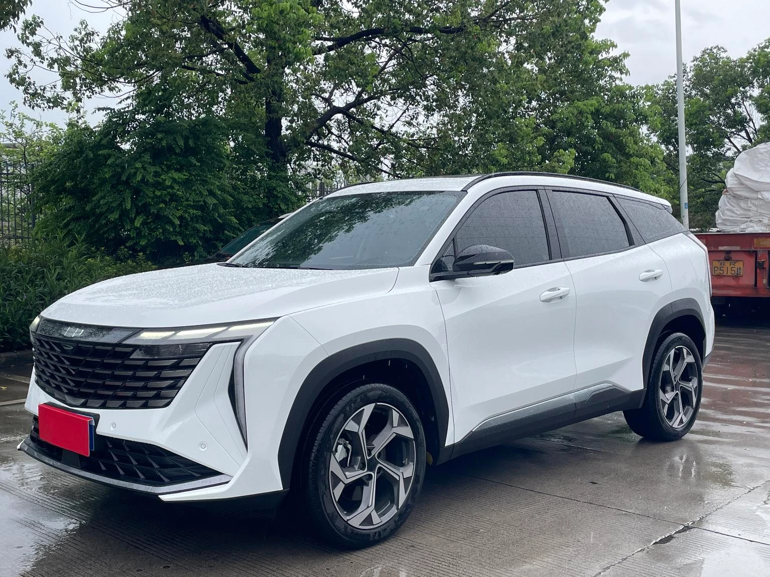 Geely Boyue L 1.5TD DCT Prestige