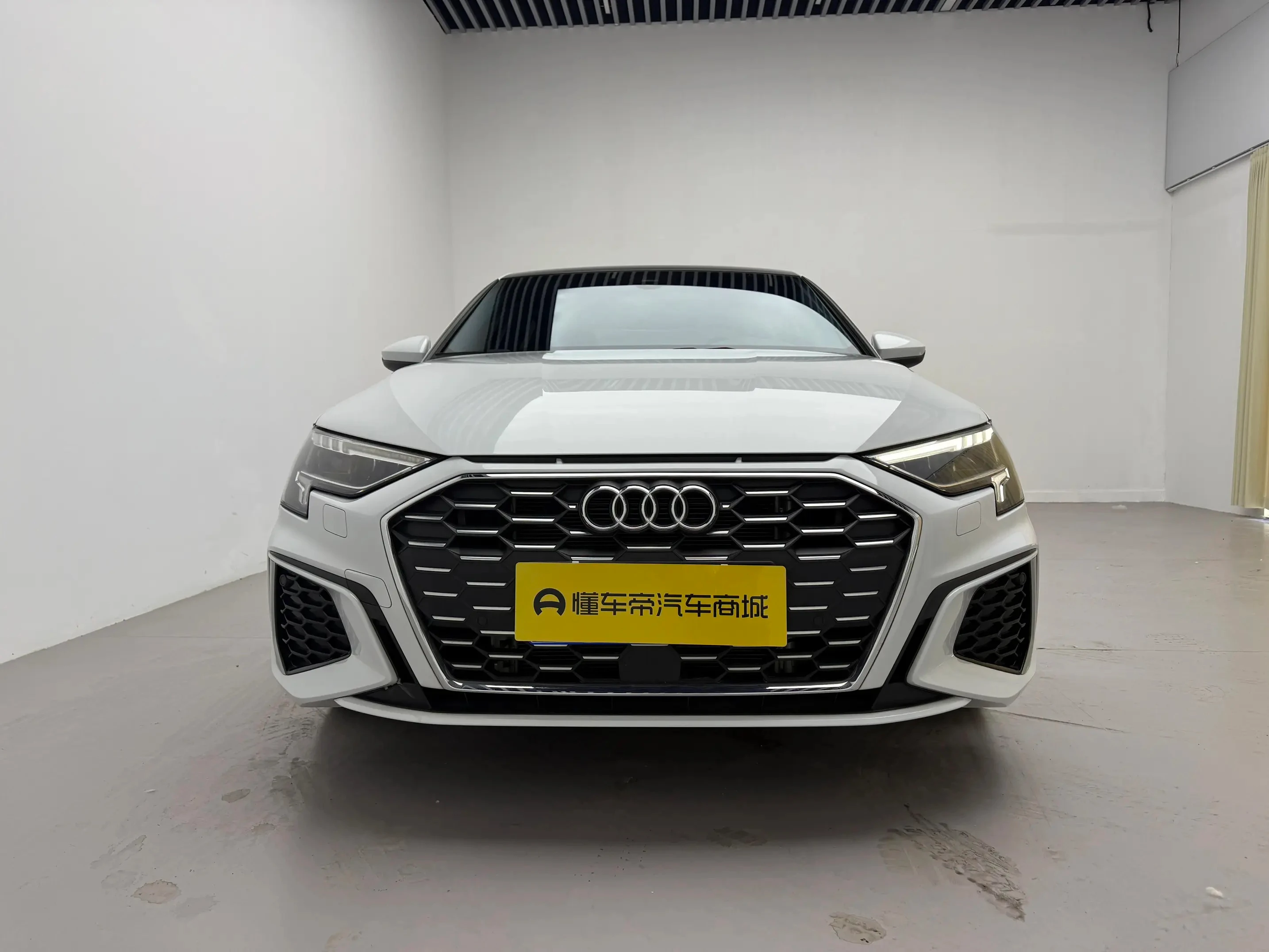 Audi A3 35 TFSI Fashion Sport Trim - exterior