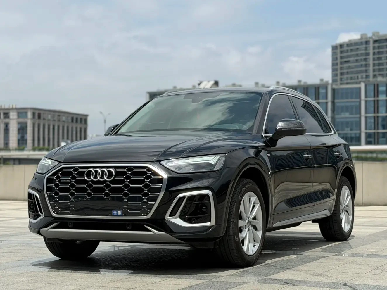 Audi Q5L 40T Luxury Dynamic Model