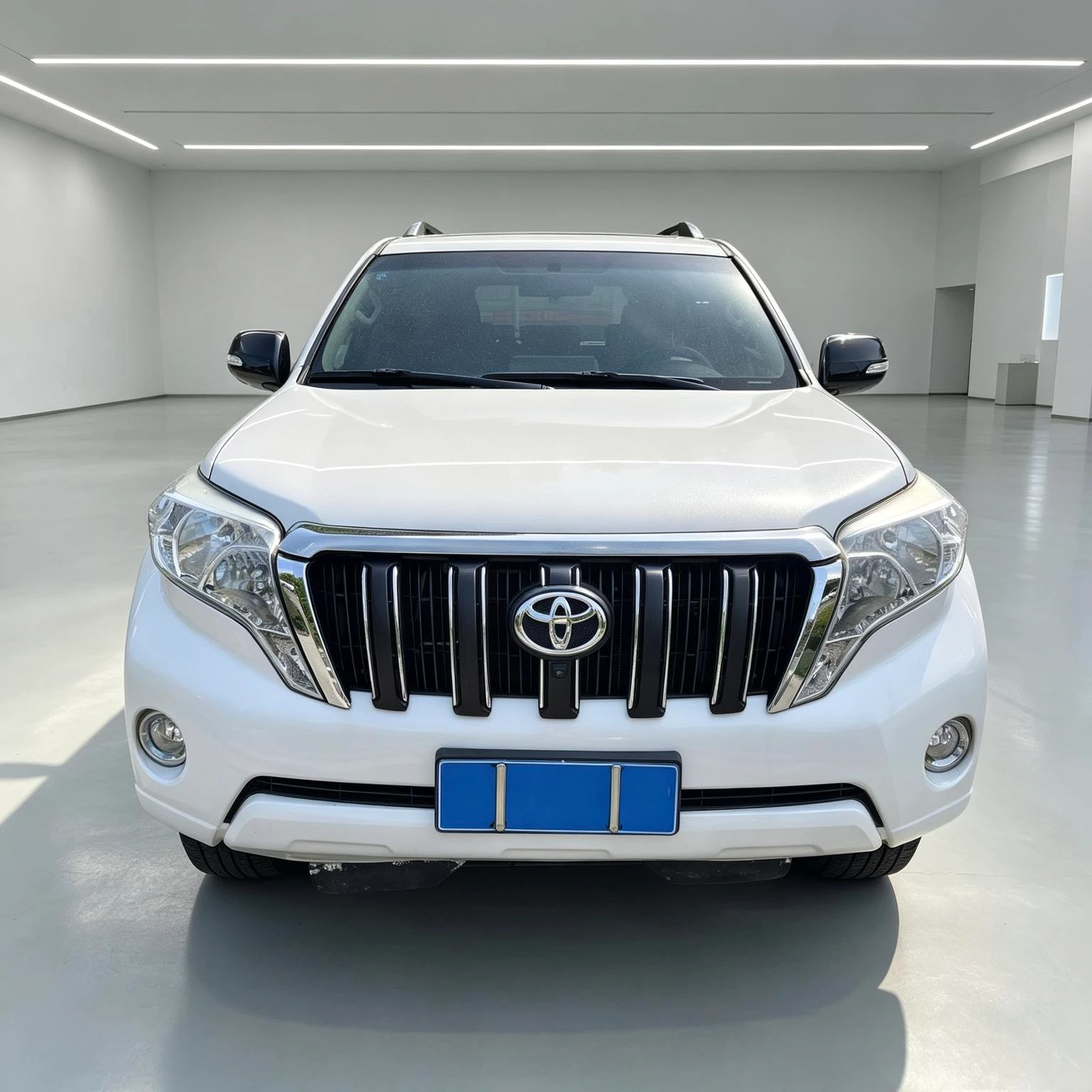 Toyota Prado 2.7L - exterior