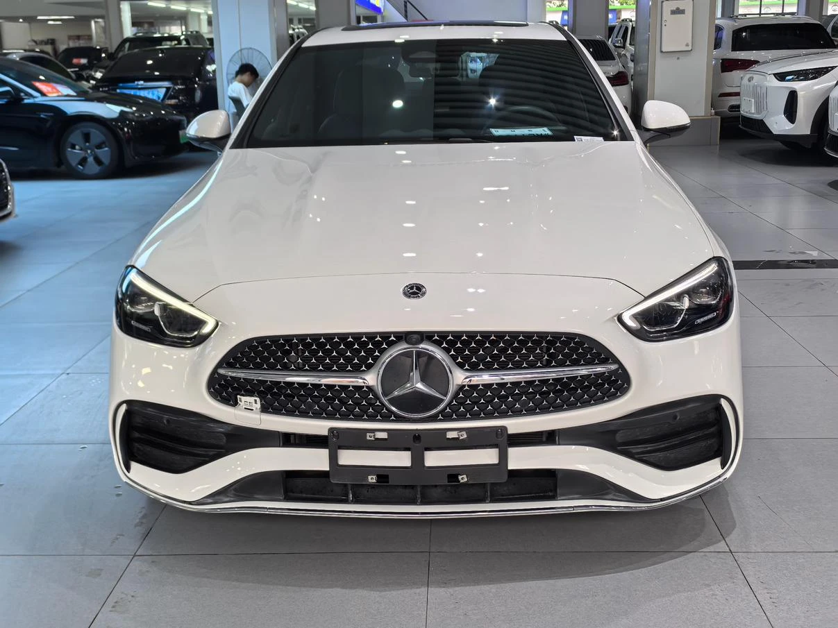 Mercedes-Benz C-Class  200 L Sport - exterior