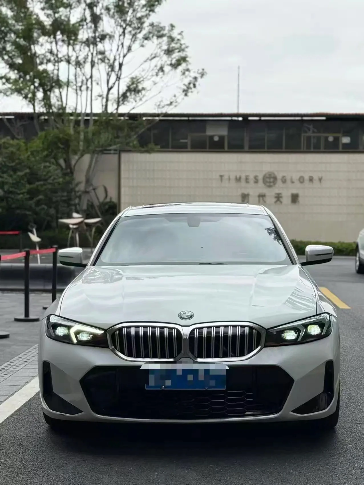 BMW 3 Series 320Li M Sport Package - exterior