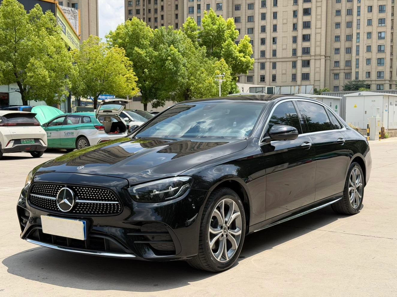 Mercedes-Benz E-Class 300 L Luxury Sport Sedan - exterior