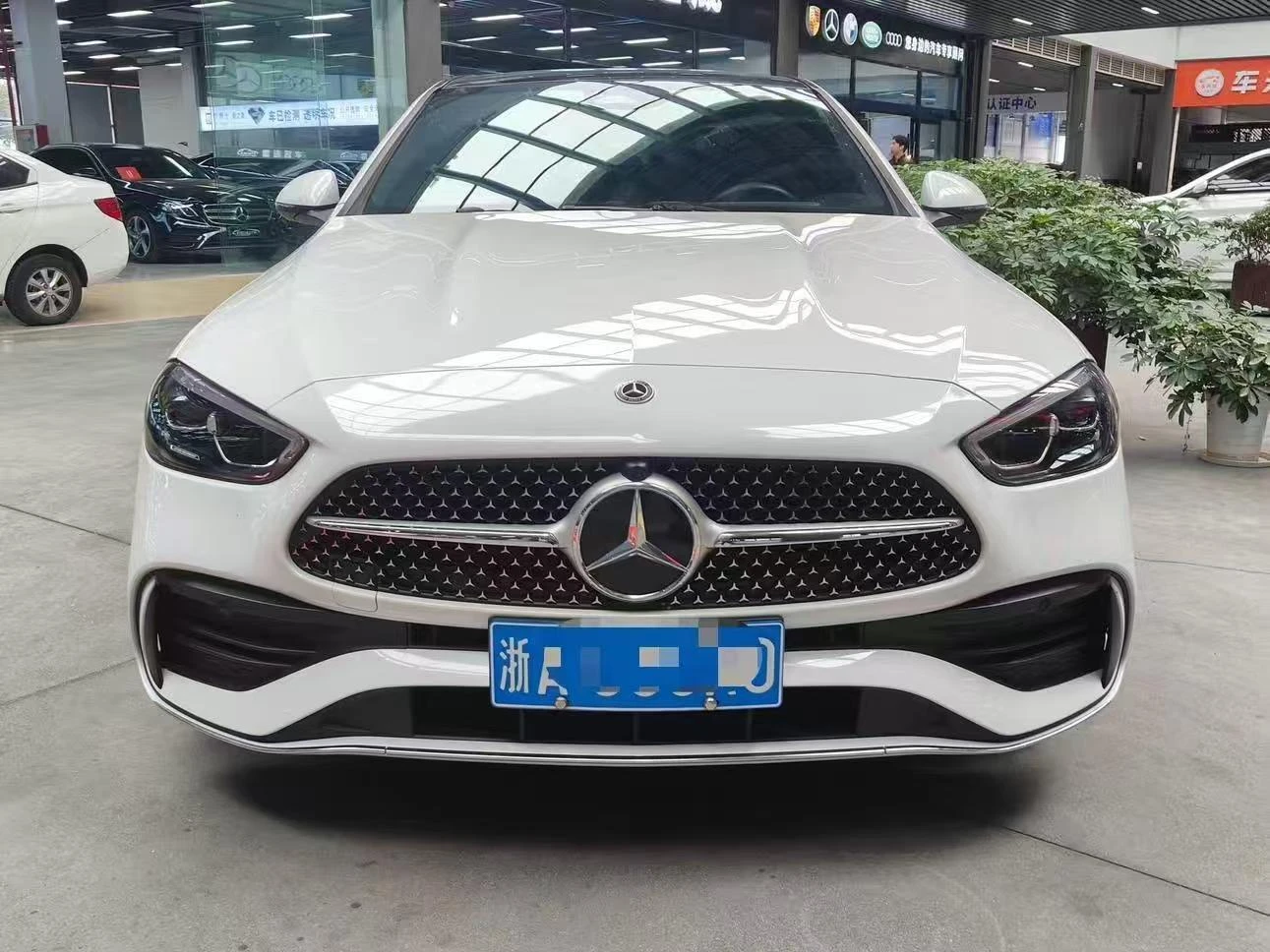 Mercedes-Benz C-Class C 260 L Sport Edition