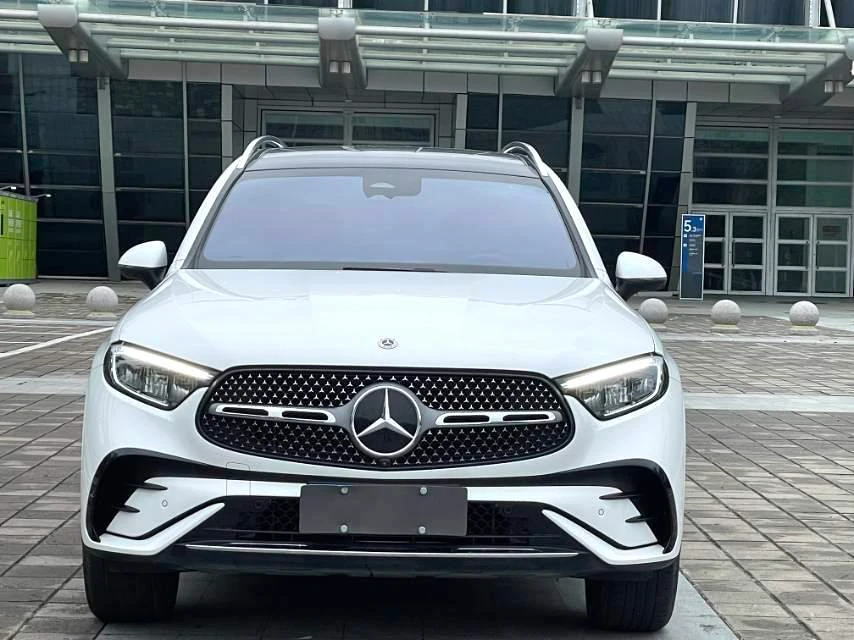 Mercedes-Benz GLC-Class GLC300 L 4MATIC Dynamic - exterior