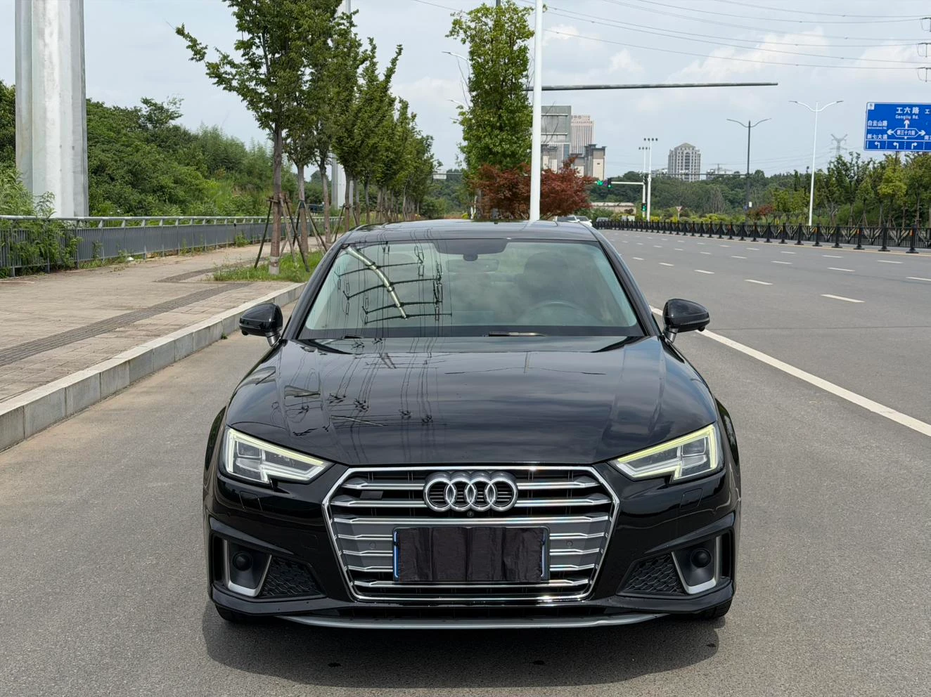 Audi A4L 40 TFSI Fashion - exterior