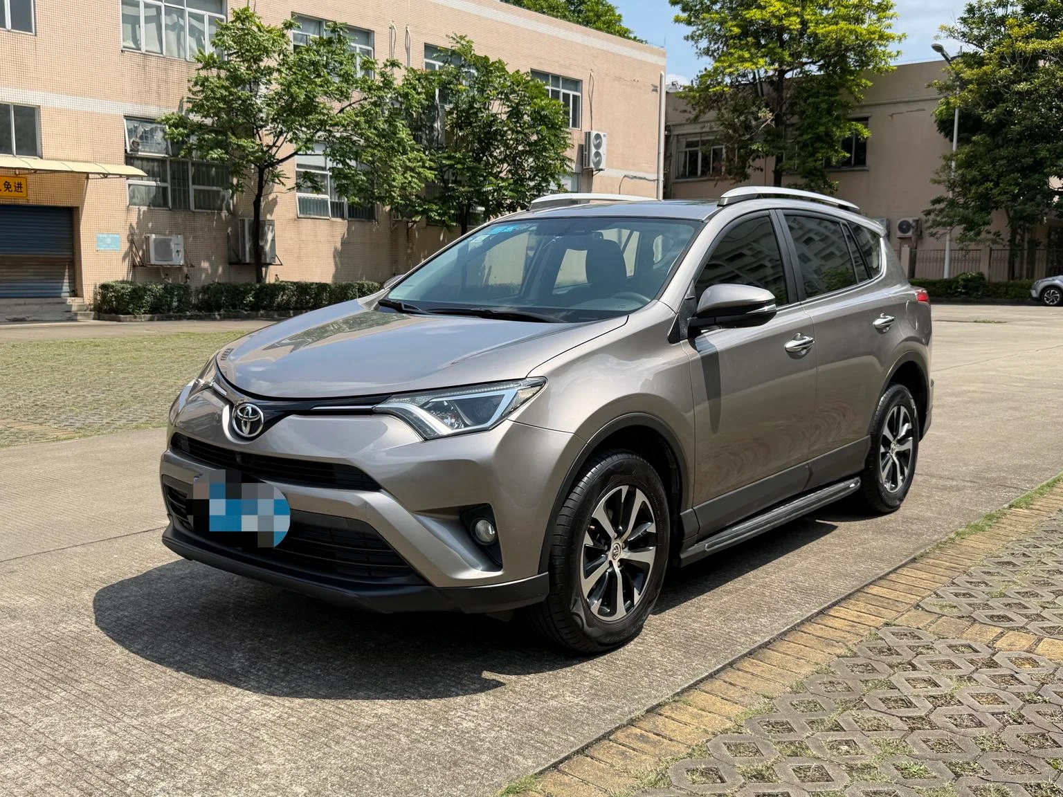 Toyota RAV4 CVT 2WD