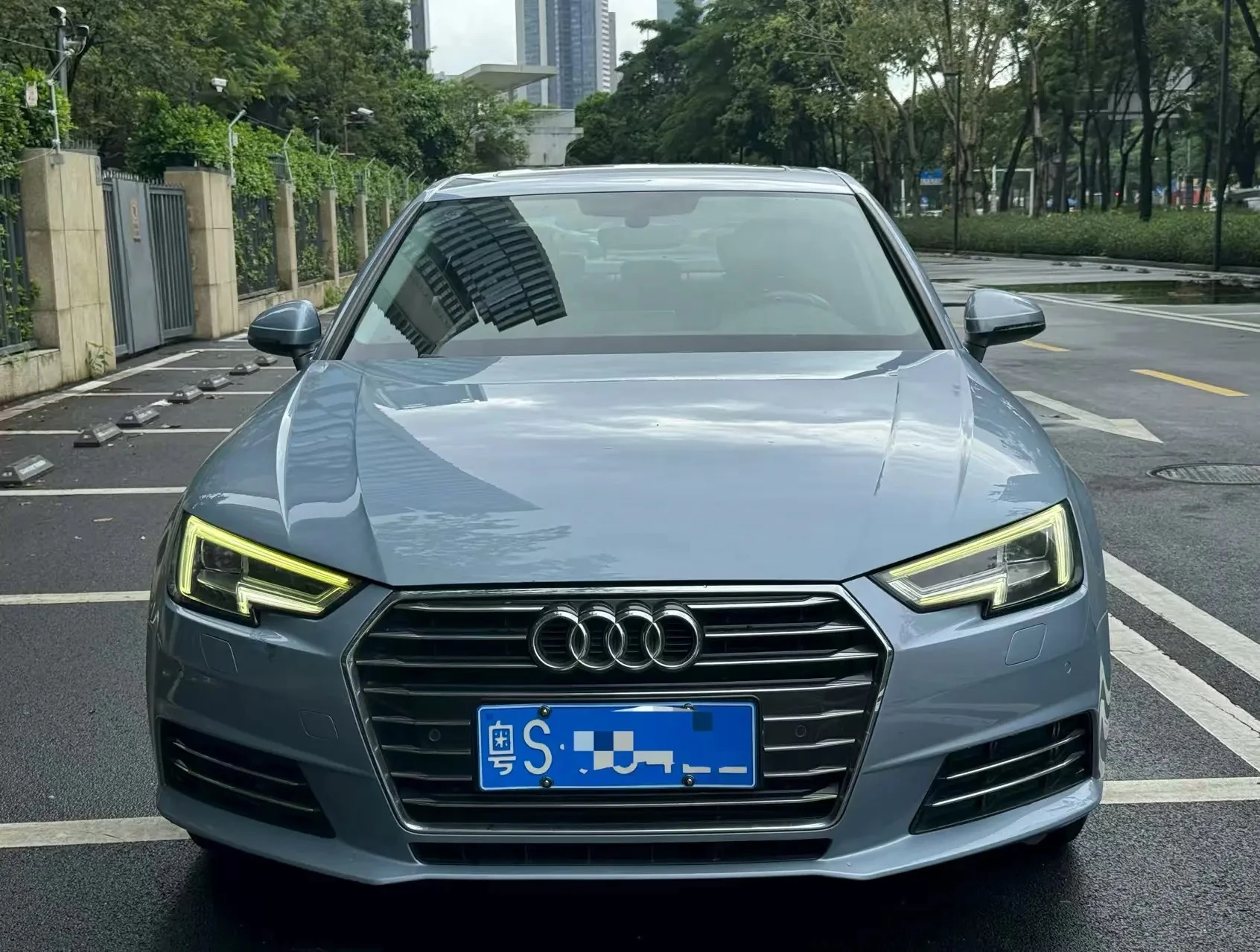 Audi A4L 40TFSI Fashion - exterior